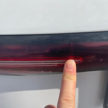 Chery Omoda 5 Arka Stop Lambası Kendiliğinden Çatladı, Garanti Reddi
