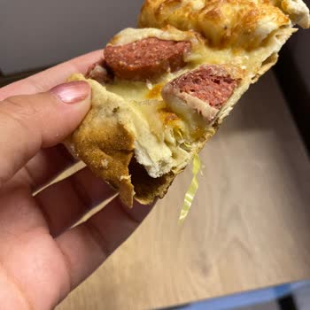 Pidede Plastik Parça Hijyen İhlali
