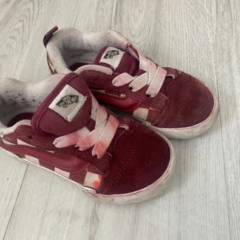 Akmerkez Superkids'tan Aldığım Vans Çocuk Ayakkabısının Renk Akması Ve Ürün Değişimi Talebi