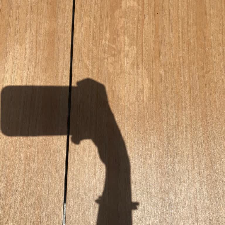 Renk Değişen Bahçe Masası Ve Cevapsız Müşteri Hizmetleri