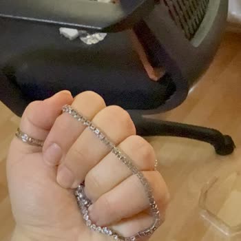Çelik Kolyenin Hızlı Kararması Ve Cilt İrritasyonu Nedeniyle Ücret İadesi Talebi