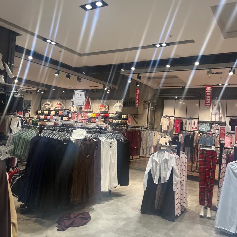 Giysa Etimesgut Şubesinde Çalışanın Saygısız Davranışı