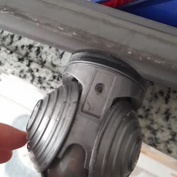 Dyson Borusunun Kırılması Ücretsiz Değişim Sözünün İhlali