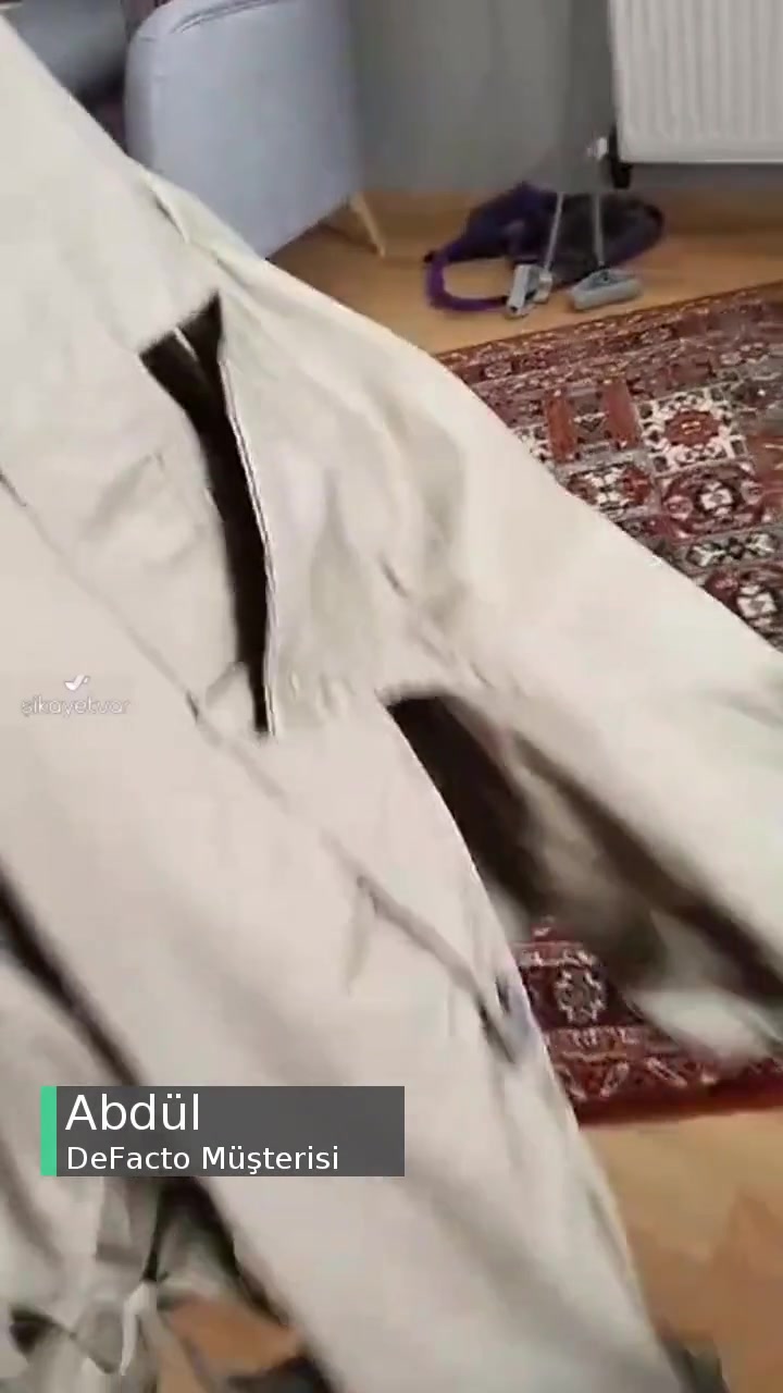 DeFacto Trenç Kotta Yıkama Sonrası Oluşan Renk Değişimi videonun kapak resmi