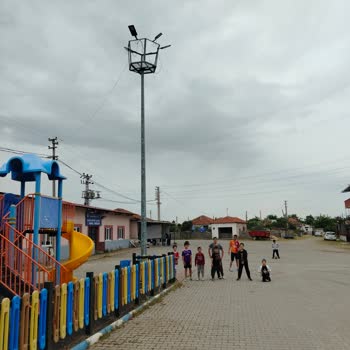 Çocuk Parkı Ve Düğün Salonu Yakınında Hız Kesici Talebinin Reddedilmesi Ve Güvenlik Endişesi