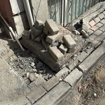 Kaldırım Taşları Evime Yağmur Suyu Girmesine Sebep Oluyor