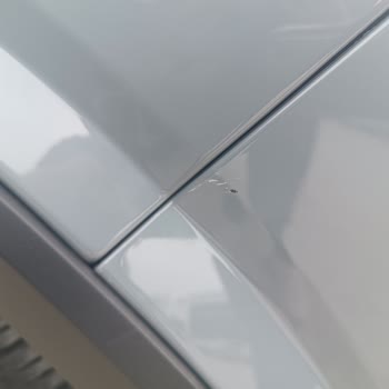 Uzun Bekleme, Yanlış Far Parçaları Ve Tampon Çizilmesiyle Nissan Servisine Şikayet