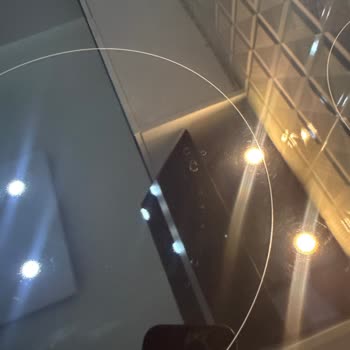 Cam Ocakta Çizik Ve Silinmeyen Lekeler Ürün Değişimi Talebi