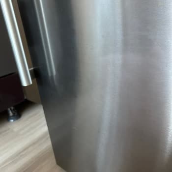 Siemens Buzdolabında Paslanma Sorunu Ve Yetkili Servis Sorumluluğu Reddi