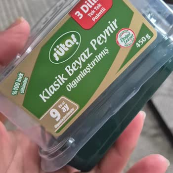 Makas Market'te Sütaş Peynirlerinde Kağıt Parçası Ve Bozuk Peynir Sorunu