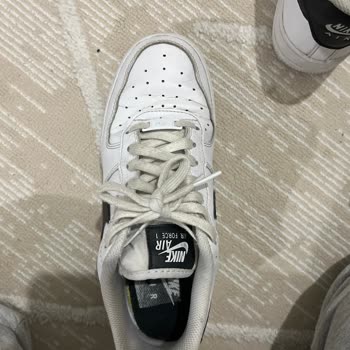 Nike Air Force 1 ’07 Ayakkabısında Üretim Hatası Ve Garanti Reddi
