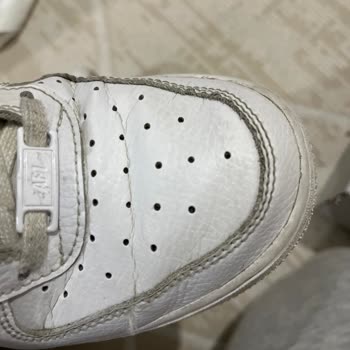 Nike Air Force 1 ’07 Ayakkabısında Üretim Hatası Ve Garanti Reddi