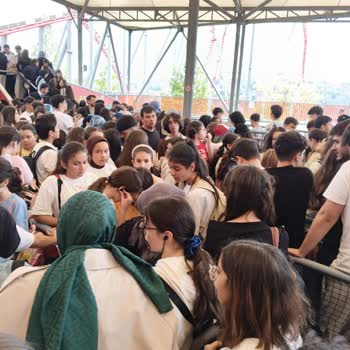 Aşırı Yoğunluk Ve Uzun Sıra Beklemeleri Okul Gezisini Hayal Kırıklığına Dönüştürdü