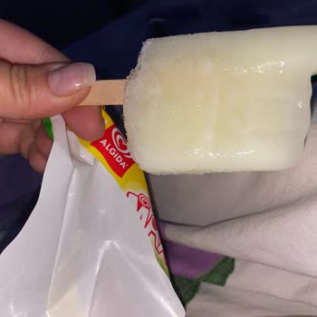 Algida Buz Parmak Dondurmasında Renk Solukluğu Ve Tat Bozukluğu