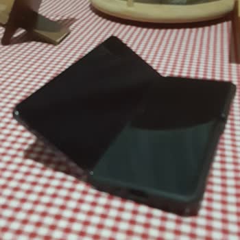 Samsung Z Fold 4 Ekran Açılmıyor, Ortada Siyah Çizgi Ve Veri Silme Riski