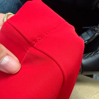 Huri Moda Evi Müşteriye Yapılan Kaba Muamele