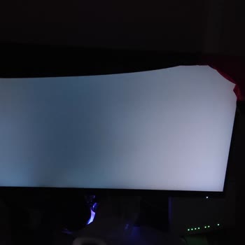 Monitör Işık Sızması Sorunu Ve İade Talebi