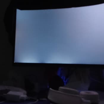 Monitör Işık Sızması Sorunu Ve İade Talebi
