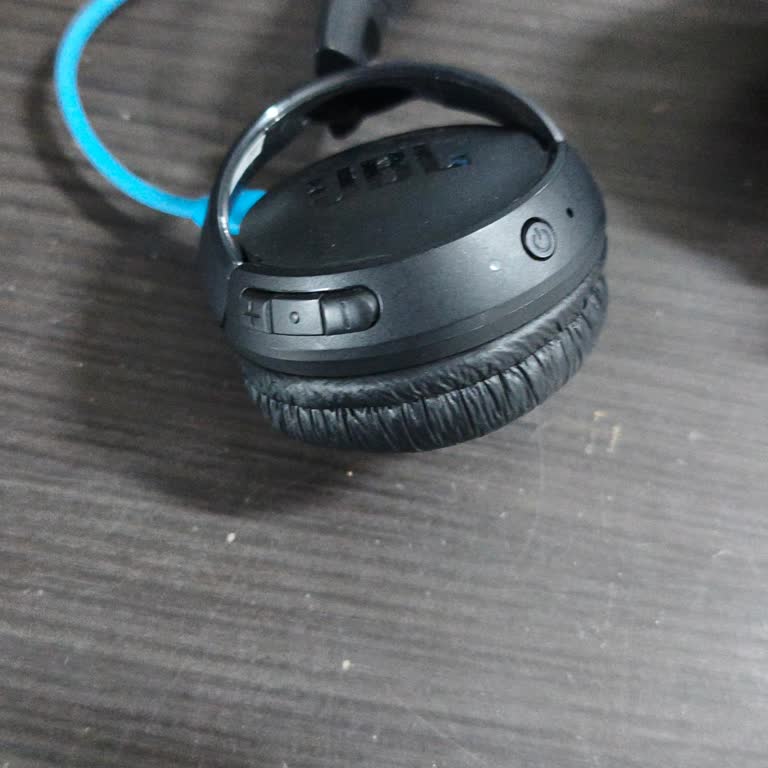 JBL Tune 510BT Kulaklık Şarj Almıyor, Garanti Kapsamında Değişim İstiyorum