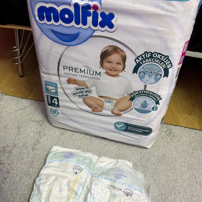 Molfix Premium Paketi Yanlış Ürün İçeriyor, Bebek Sağlığı Riske Atıldı