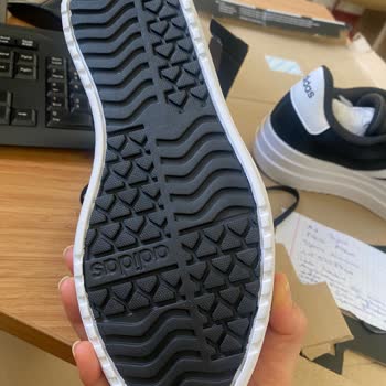 Boyner'den Ayıplı Adidas Ayakkabı İadesi Gerekçesiz Reddedildi