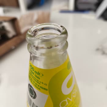 Avşar Limon Aromalı İçeceğin Şişesinde Pas Tespit Edildi - Hijyen Ve Sağlık Endişesi