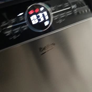 Beko Bulaşık Makinesi Programı Bitmeden Kapağı Açılıyor, Bulaşıklar Islak Kalıyor