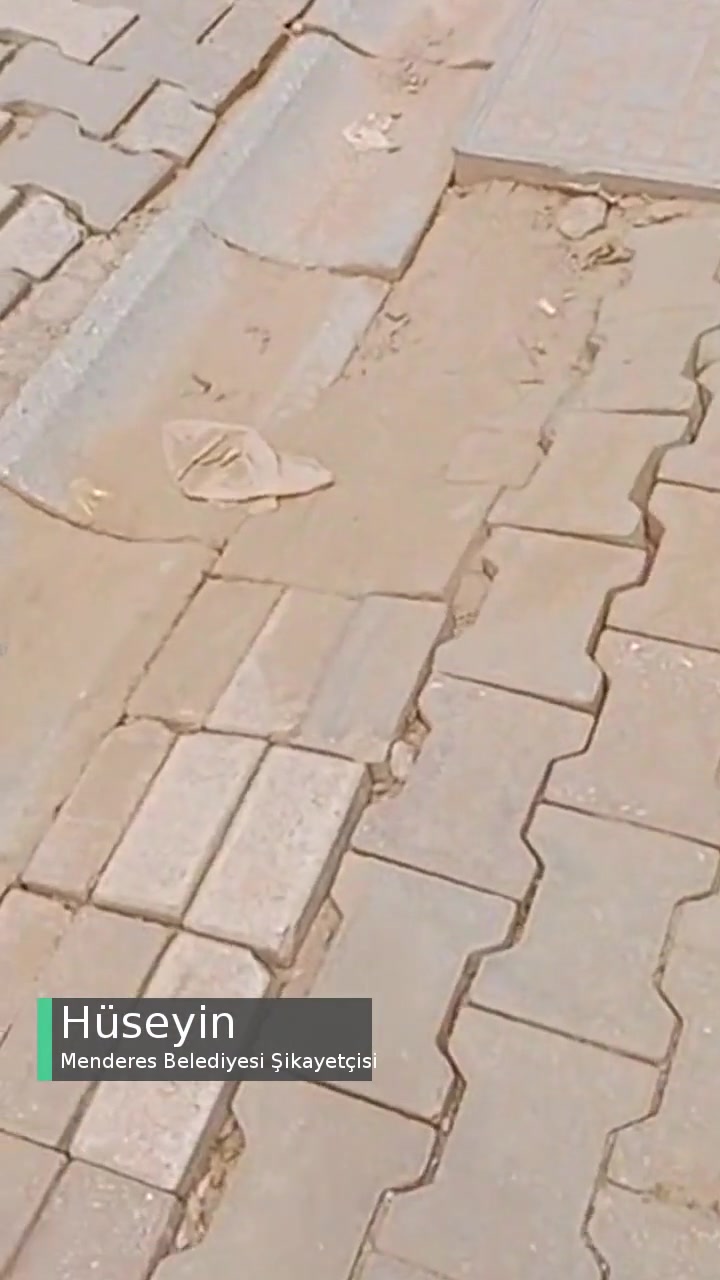 Menderes Belediyesi Altyapı Çalışmasından Sonra Yolun Çökmesi videonun kapak resmi