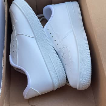 Adidas Ayakkabı Siparişinde Yanlış Ürün Gönderimi Ve Cevapsızlık