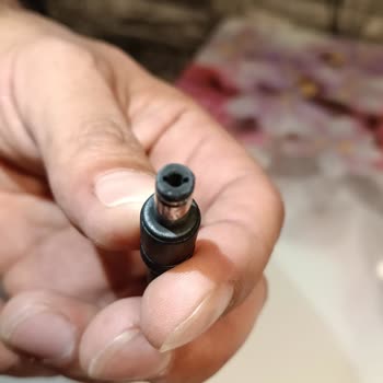 Kısa Devre Yapan Akü Ve Bozulan Şarj Aleti İçin Değişim Ve İade Talebi
