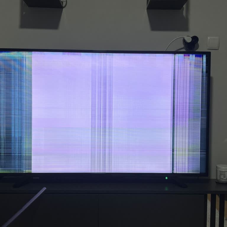 Toshiba 58UL2063DT Paneli Kendiliğinden Çizgi Oluşumu Ve Ücretsiz Onarım Talebi