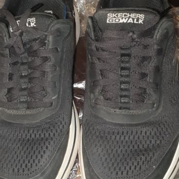 Topuk Delikleri Nedeniyle Skechers Ayakkabı İçin Ücret İadesi Talebi