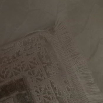 Evkur Gloria Beylerbeyi Mutfak Halısının Ayıplı Olması Ve Mağaza Yetkilisinin Kaba Tutumu