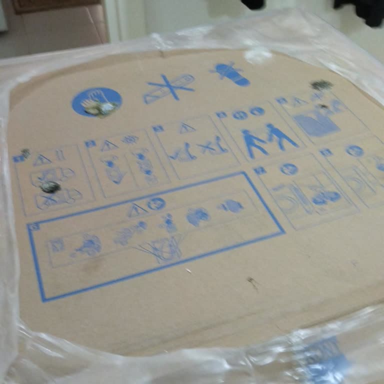 Horoz Lojistik'ten Hasarlı Çamaşır Makinesi Teslim Edildi Geri Alım Yapılmadı