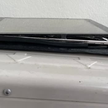 Yangın Çıkan İpad Ve Çözüm Sunamayan Apple