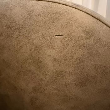 Yırtık Koltuk Ve Çökme Sorunları Çözülmedi, Müşteri Güveni Sarsıldı
