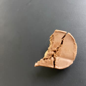 Laviva Çikolatada Plastik Yabancı Madde Tespiti
