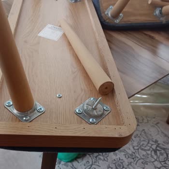 Ayakları Dönen Mini Benchte Güvenlik Sorunu Ve İade Talebi