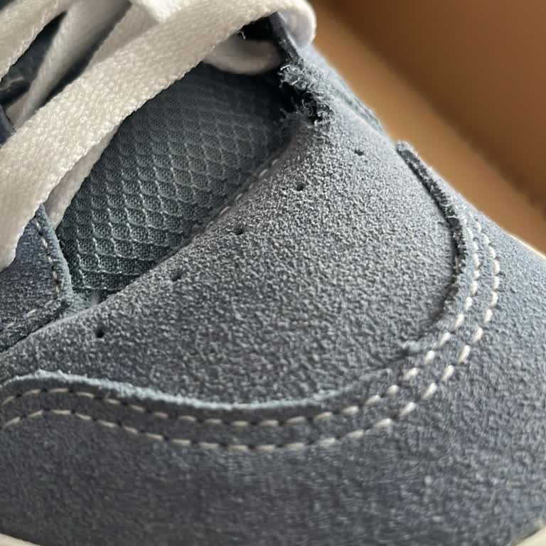Aynı Model Vans Ayakkabılarında Yırtılma Ve Değişim Talebinin Reddedilmesi
