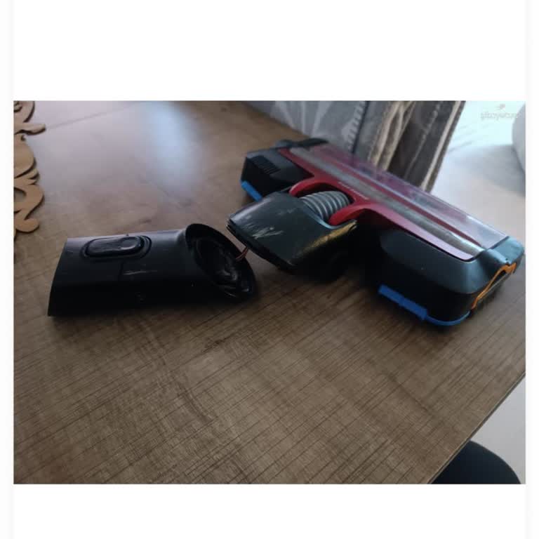 Philips Dikey Süpürgenin Başlık Parçasının Kırılması Garanti Kapsamı Dışında