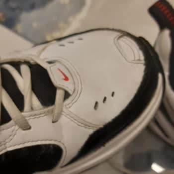 In Street Mağazasından Alınan Nike Ayakkabının 20 Günde Tülermesi