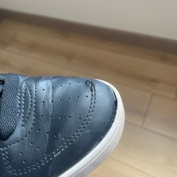 Deichmann Mağazasından Aldığım Spor Ayakkabının Açılması Ve Değişim Talebi