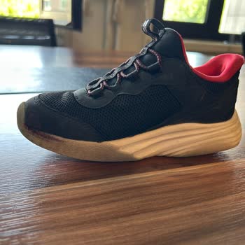 Skechers Çocuk Ayakkabısının Bir Ayda Deforme Olması Ve İade Talebi