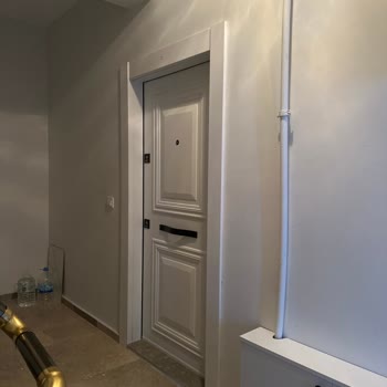 Kapımın Önünde İki Gaz Sayacı Görüntü Ve Kullanım Sorunu