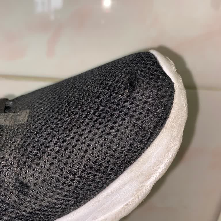 Puma Ayakkabısının Ön Kısmı Bir Ayda Yırtıldı Ve İade İstiyorum