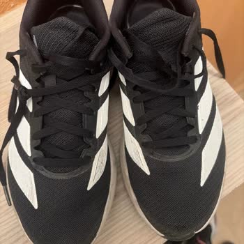 Zapatos Adidas Inci Street se rompen rápidamente, exijo cambio