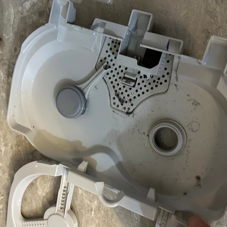 Roborock Robot Süpürge Arızalı Ve Teknosa Servisi Çözüm Bulamadı