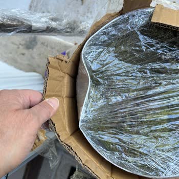 İlan Edilen Boyutta Olmayan, Kalitesiz Yapay Ağaçlar Ve Hasarlı Saksı Nedeniyle İade Talebi