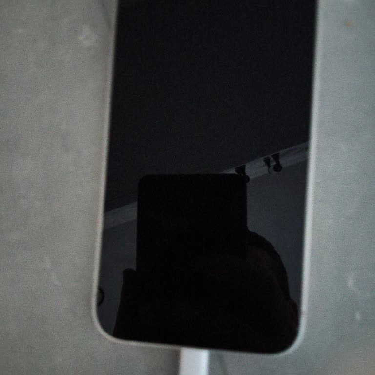 İPhone 13 Açılmıyor: 150 Km Servis Yolculuğu Ve Değişim Talebi