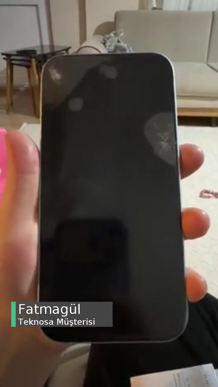Teknosa iPhone 15 Kırılmaz Ekran Kırılmadan Kendi Camı Kırıldı! videonun kapak resmi